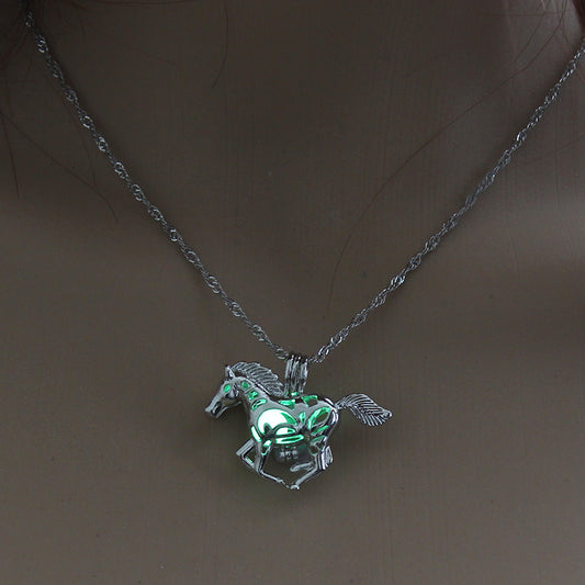 Fashionable Glow-in-the-Dark Horse Pendant Necklace